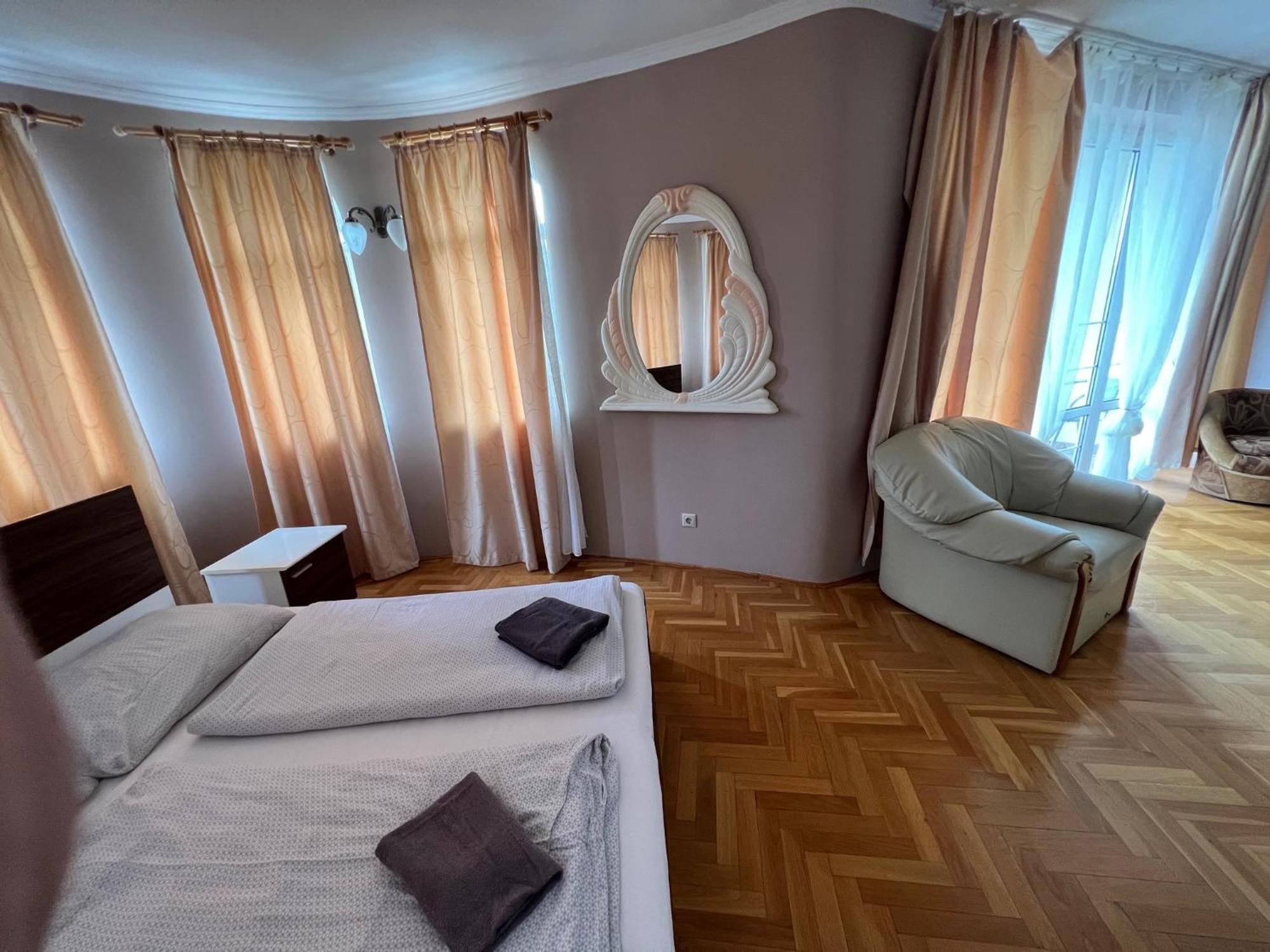 Villamerica Miskolc Quarto foto